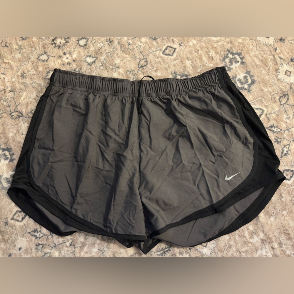 🌻Nike Dri Fit Shorts